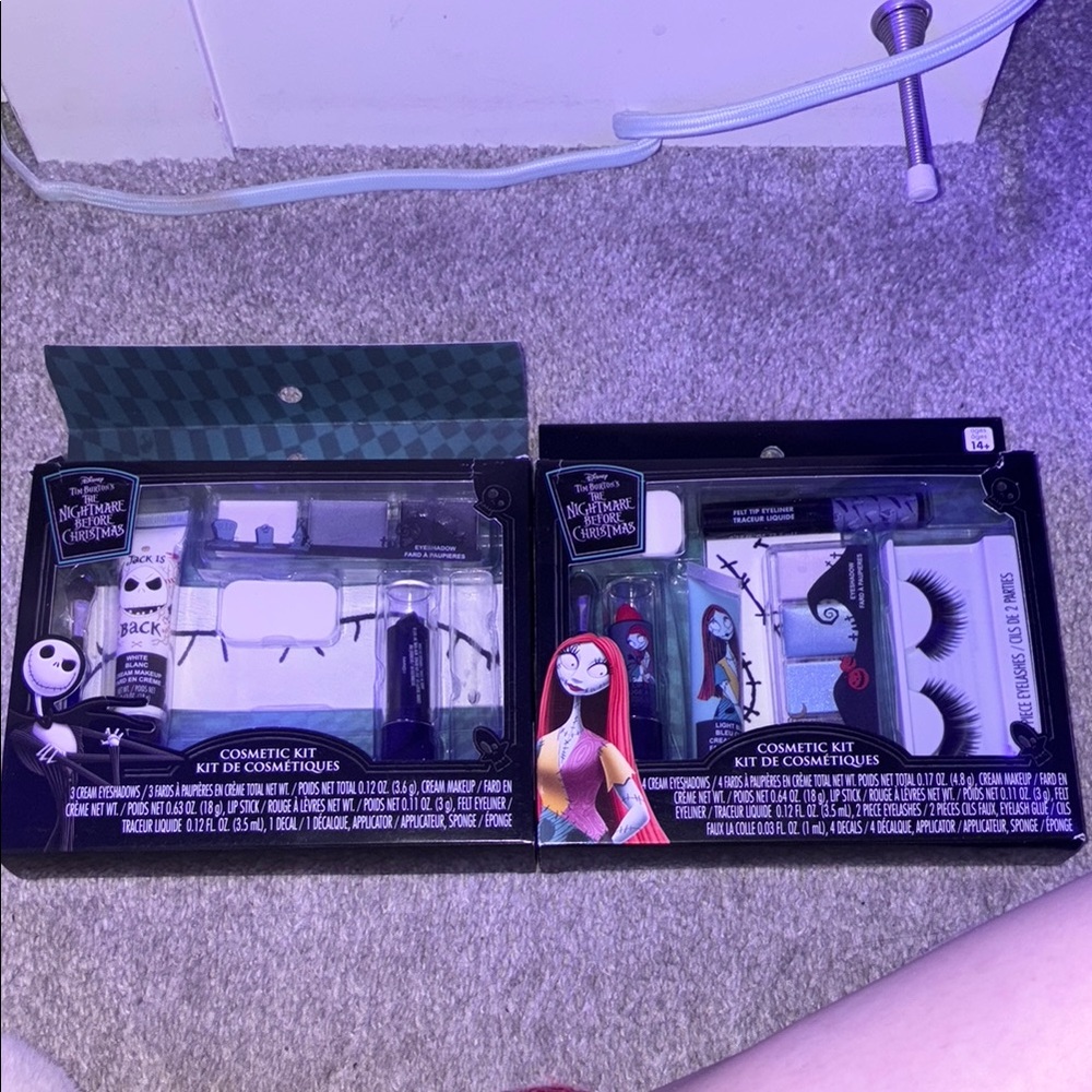 Nightmare Before Christmas Cosmetic Kit Set